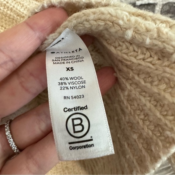 Athleta Sierra Crew Sweater tan wool knitted - Picture 8 of 10